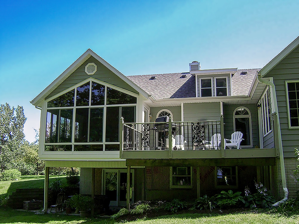 Vista View  Walls, Lower Transoms, White, Outside View, Daytime