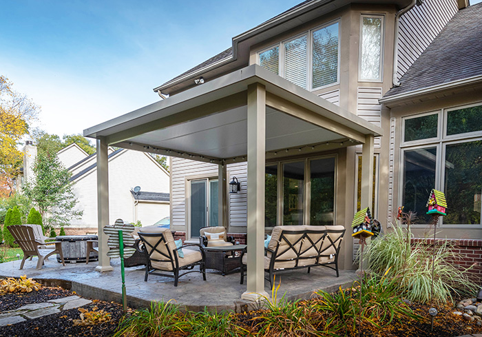 Pavilion, Studio Roof, Free Standing, Florentine Columns, in Sandstone